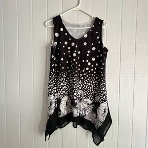 Woman’s tunic like new